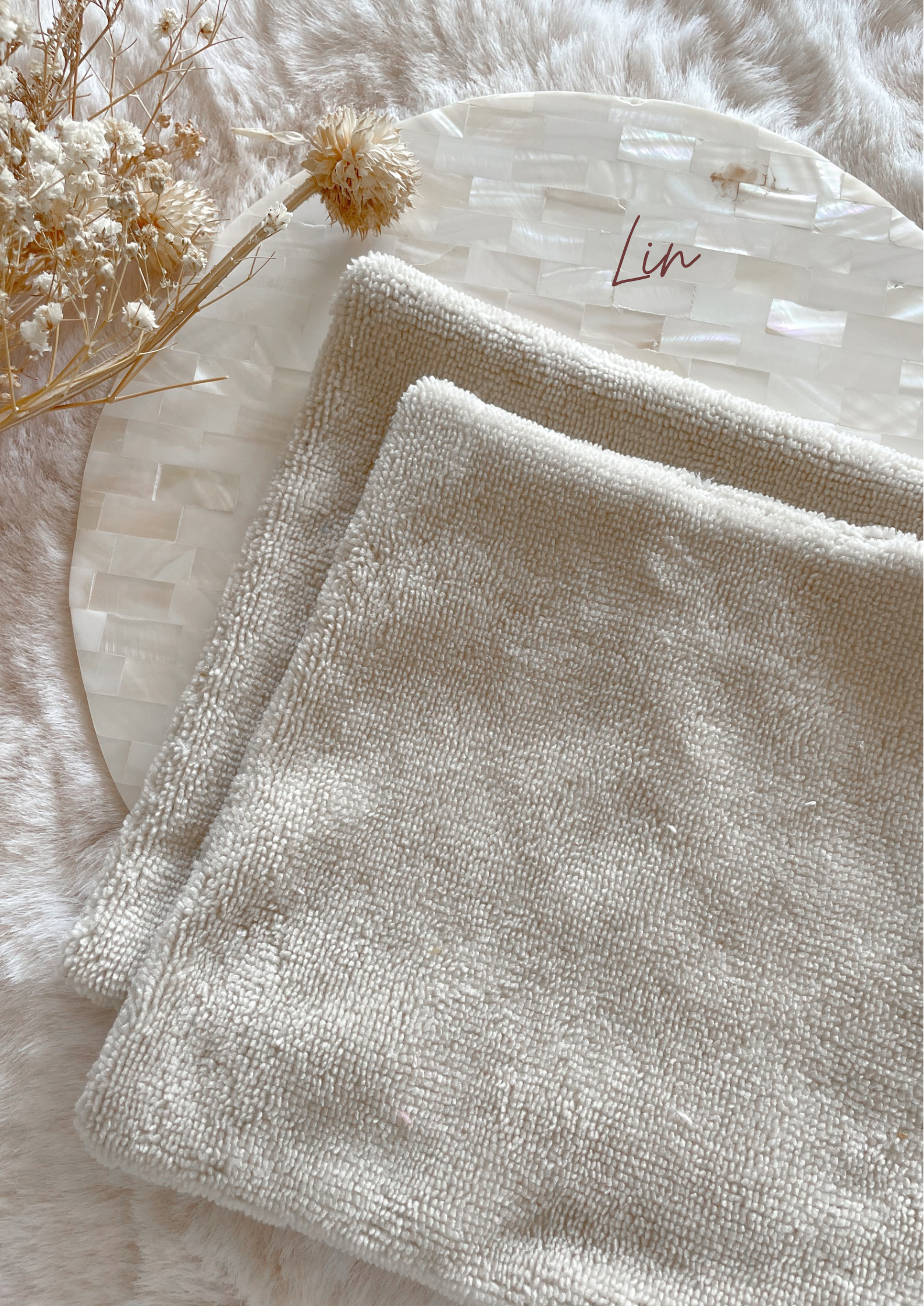 Mini double-sided face towel