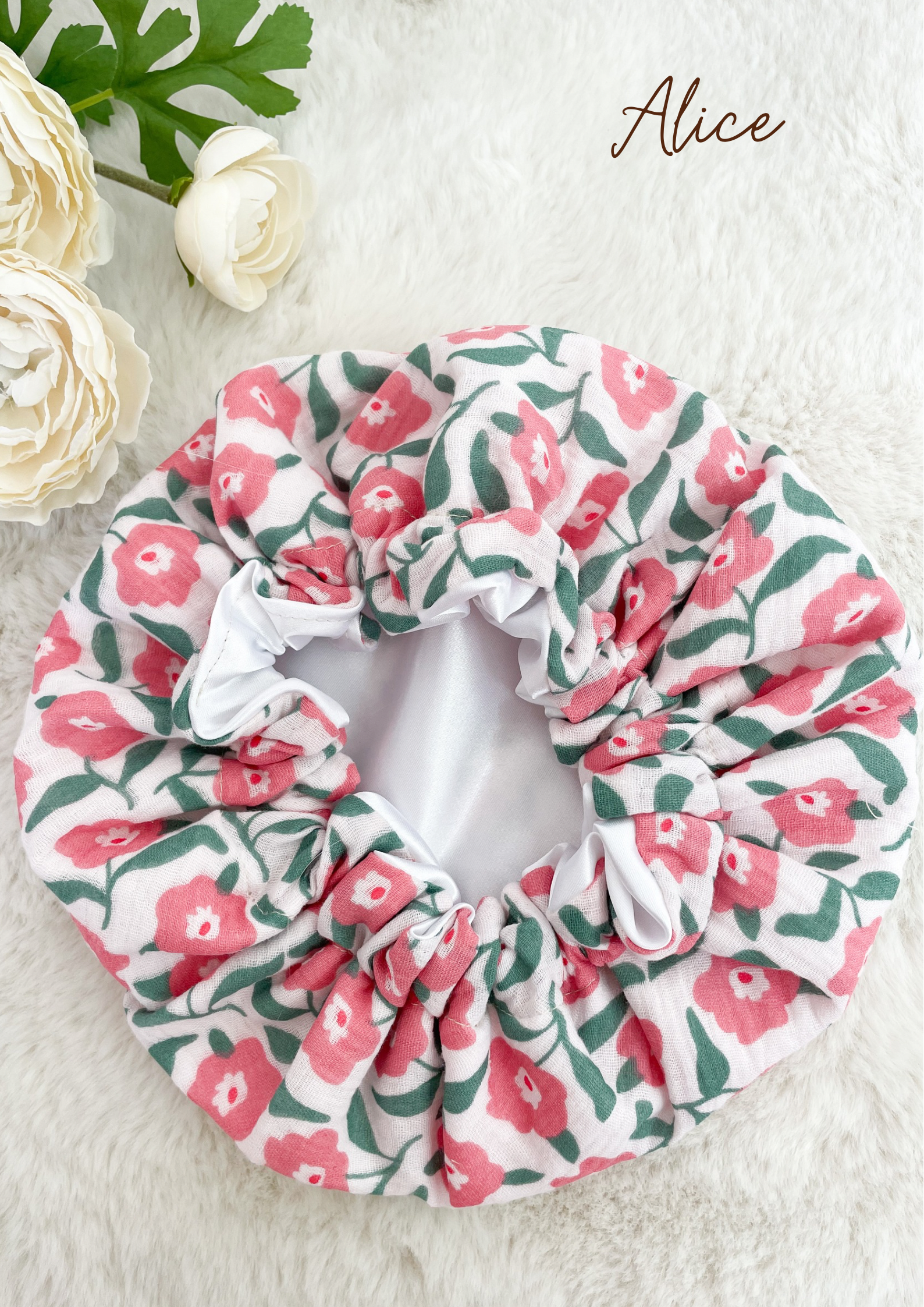 Bonnet de soin en satin