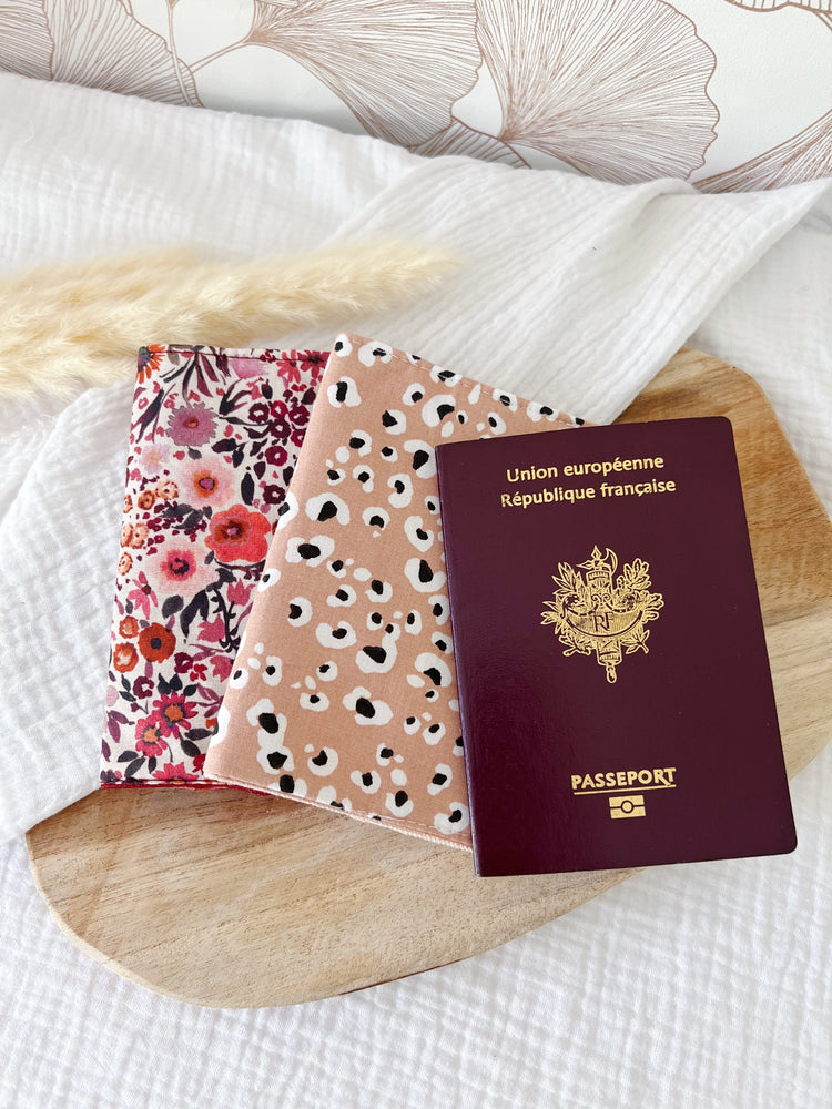 Protège passeport en tissu