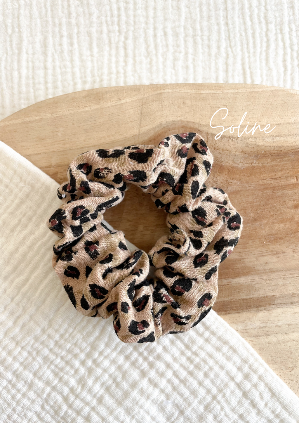 Double gauze scrunchie