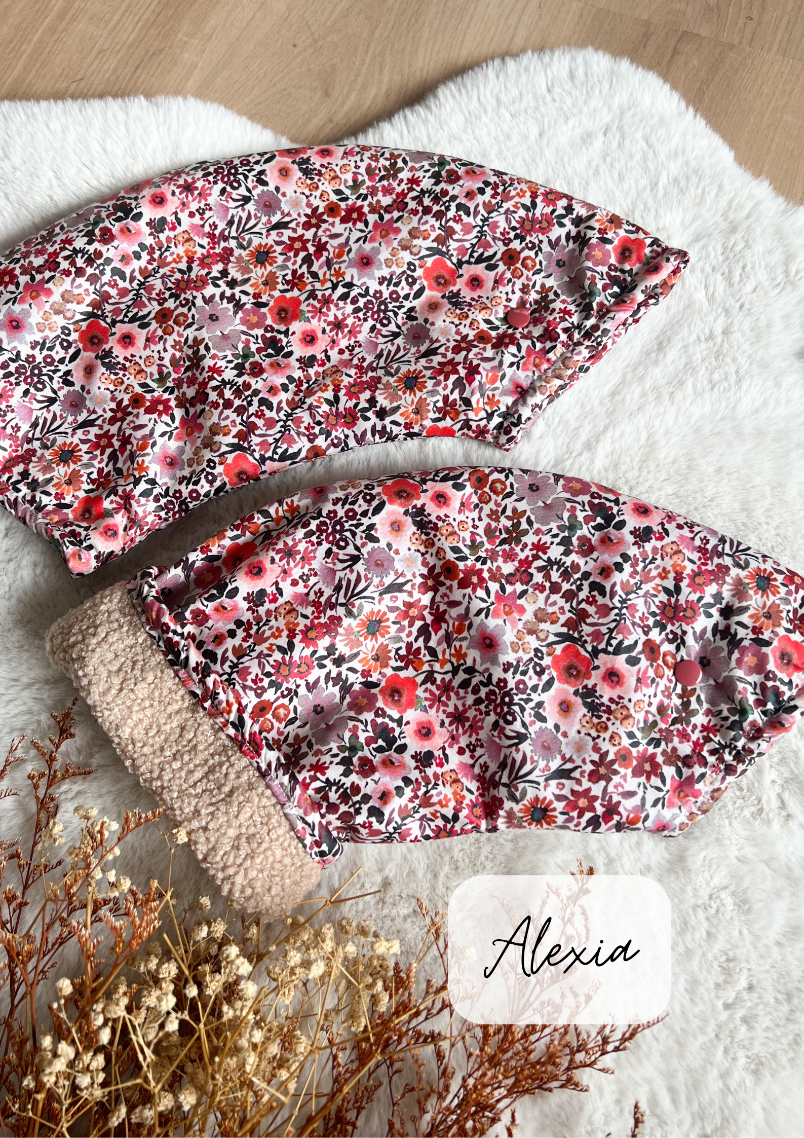 Sleeves for curved handlebars (e.g. bicycles)