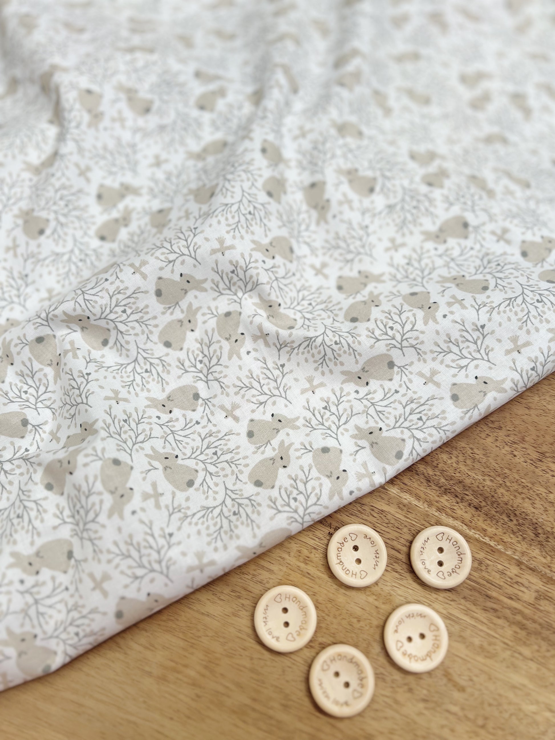 Baumwolle mit Hasen- und Vogel-Print