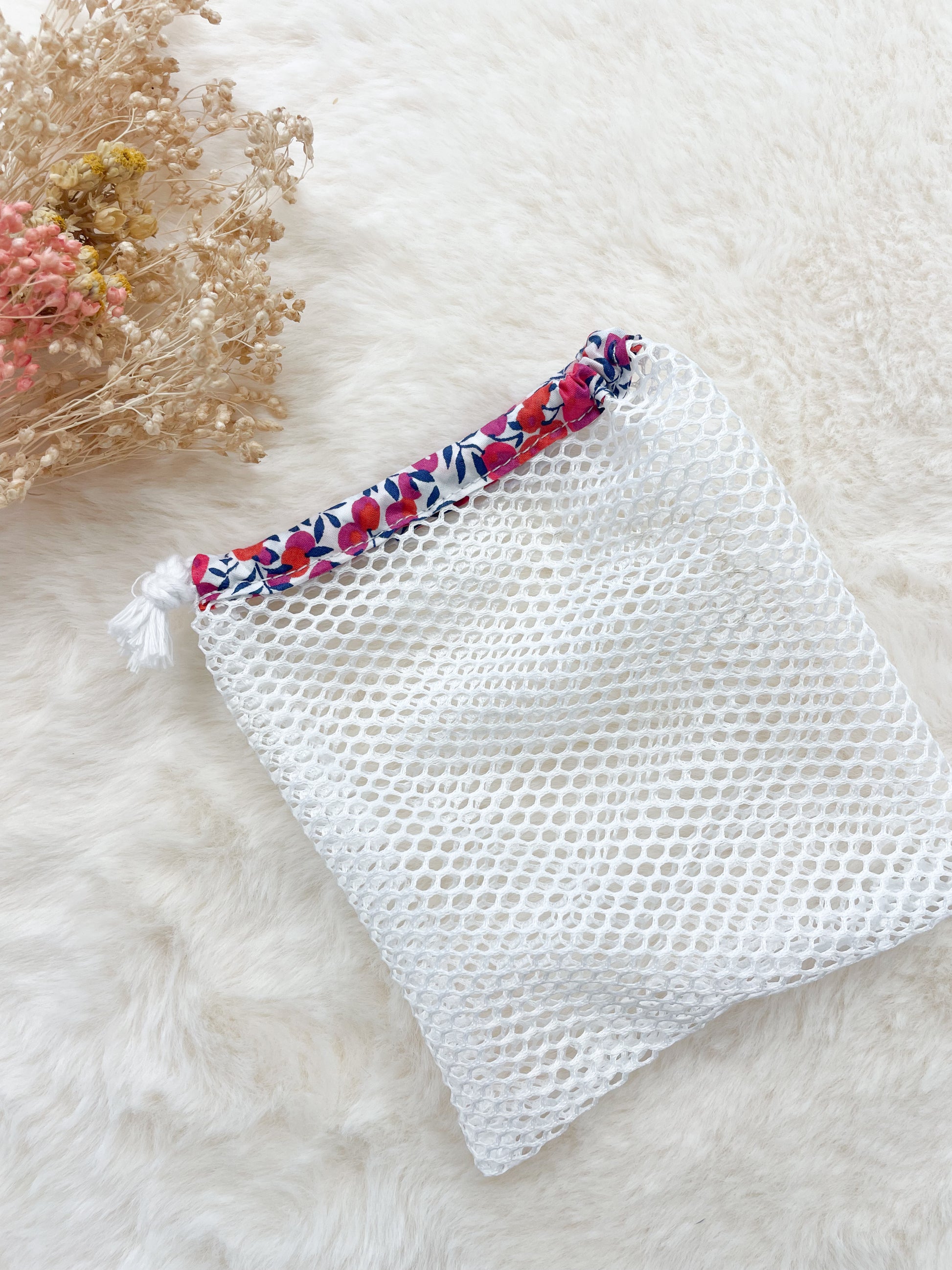 Soap-saving net