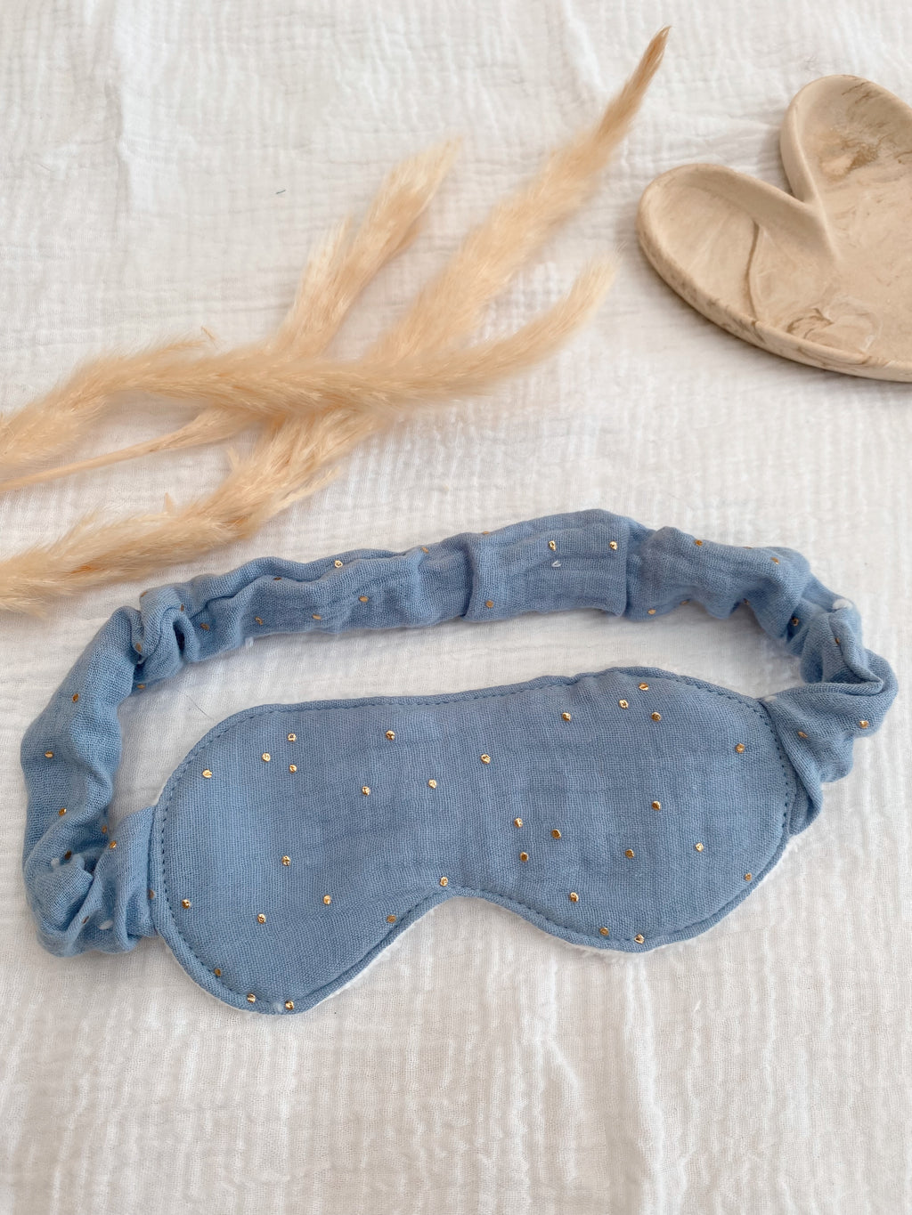 Nachtmaske mit „Rüschen“-Abschlüssen