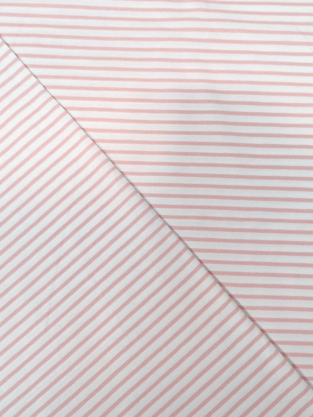 Unifarbener Jersey in Ecru