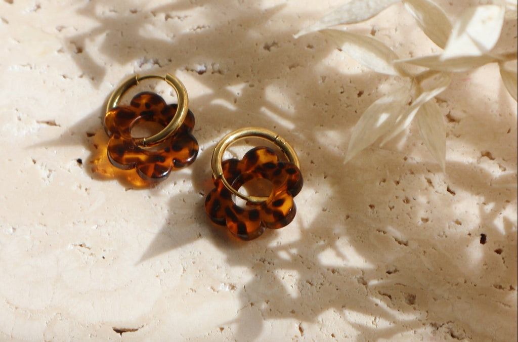 Boucles d'oreille Fleur écaille