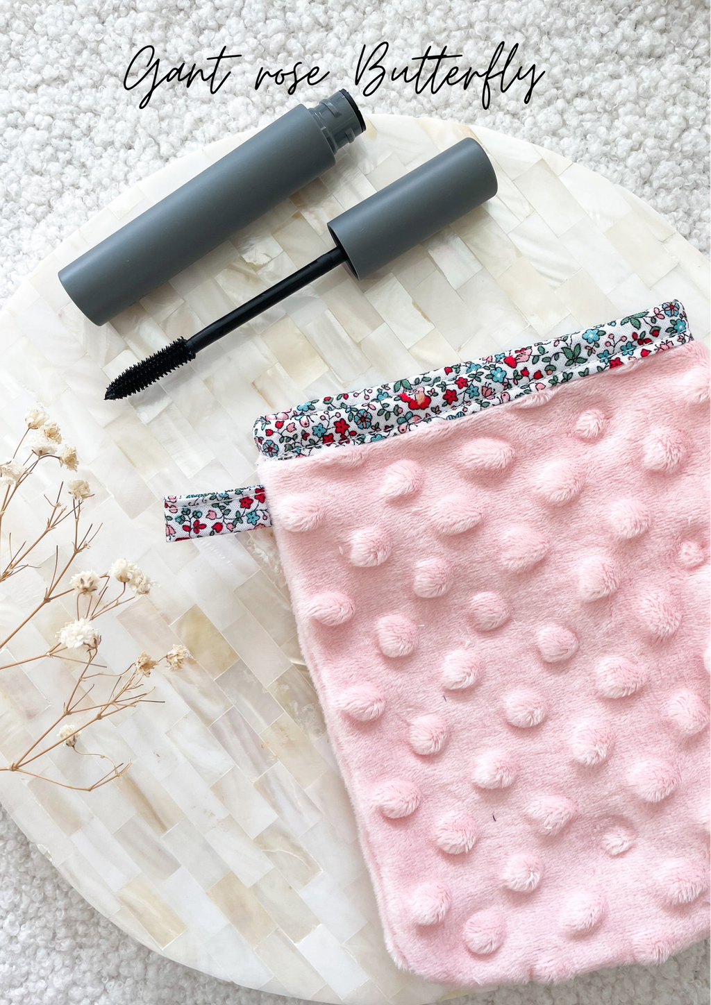 Gant démaquillant (démaquille avec de l’eau uniquement)