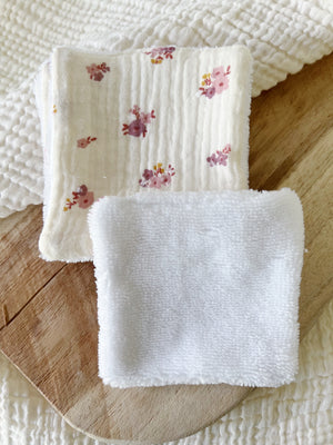 Coton démaquillant lavable en éponge bambou - Les cotons de Romane – Les  cotons de Romane : Produits d'hygiène réutilisables et lavables