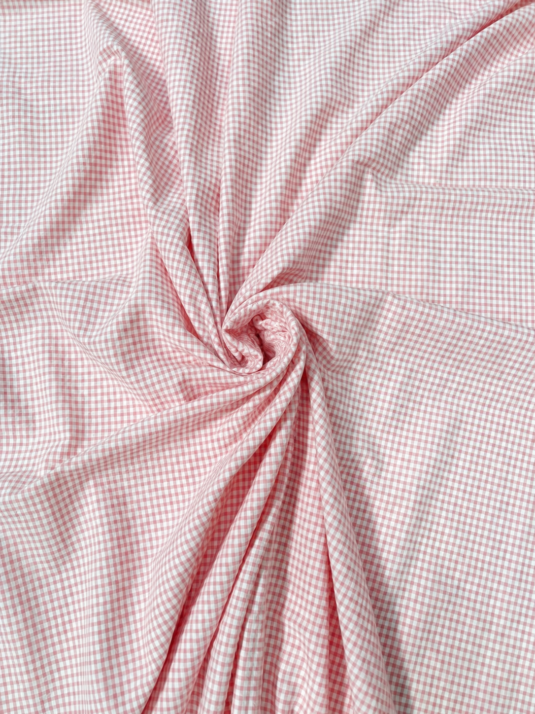 Seersucker vichy rose petits carreaux