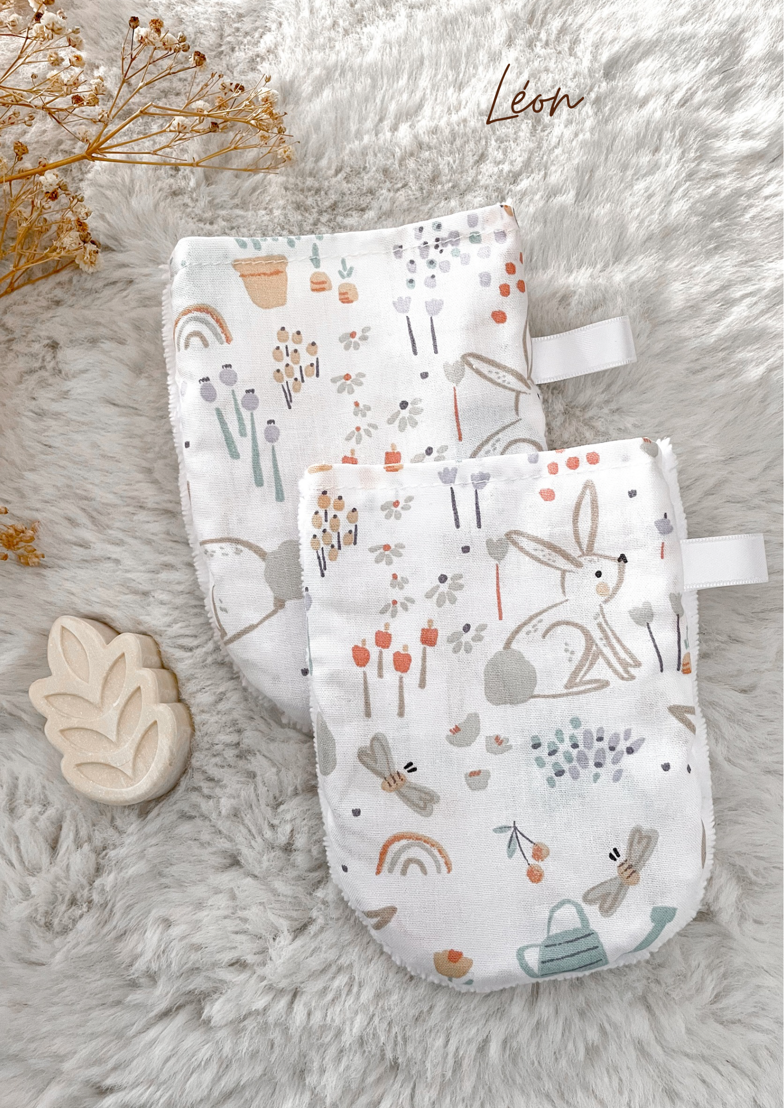 Children's wash mitt