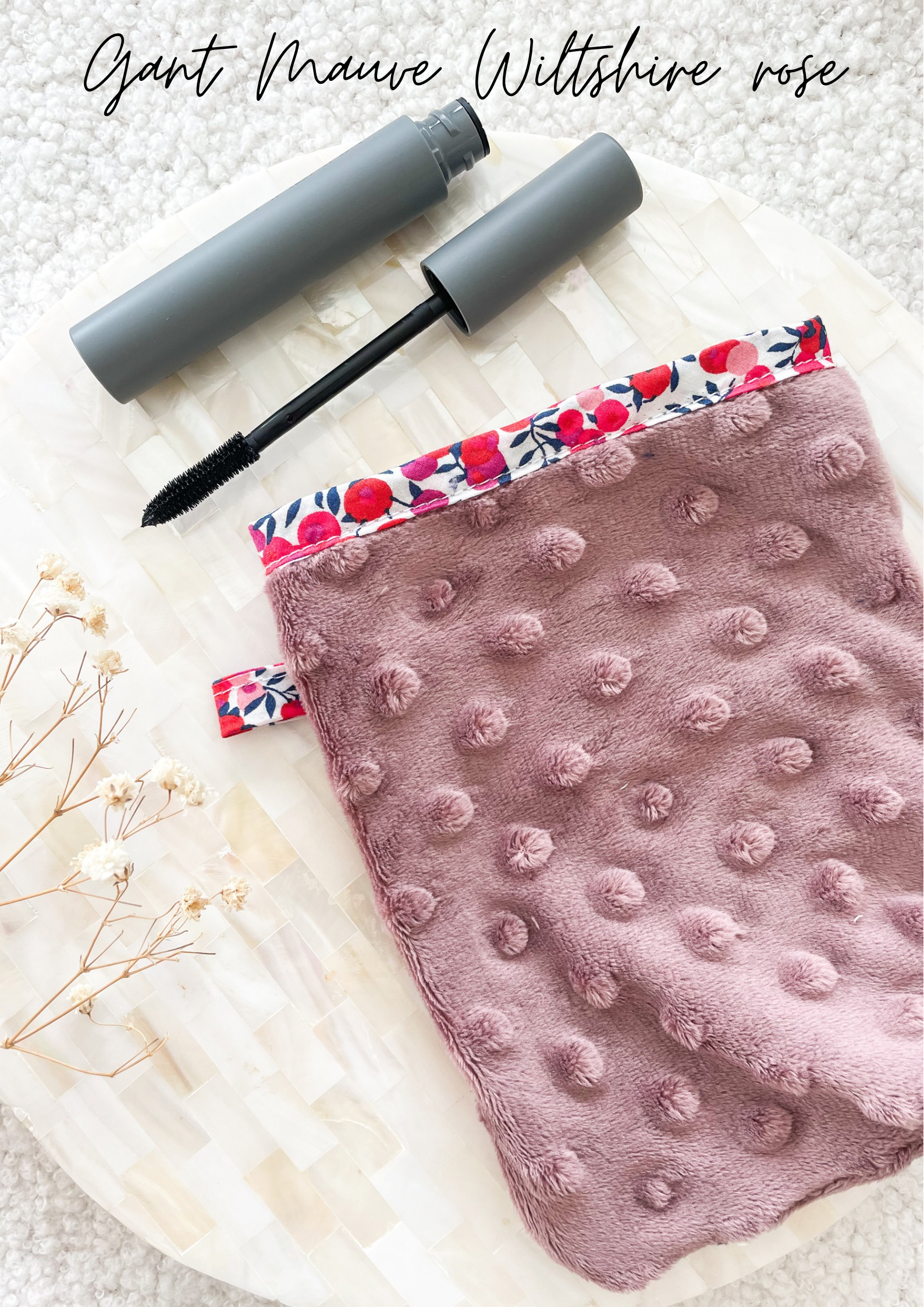 Gant démaquillant (démaquille avec de l’eau uniquement)