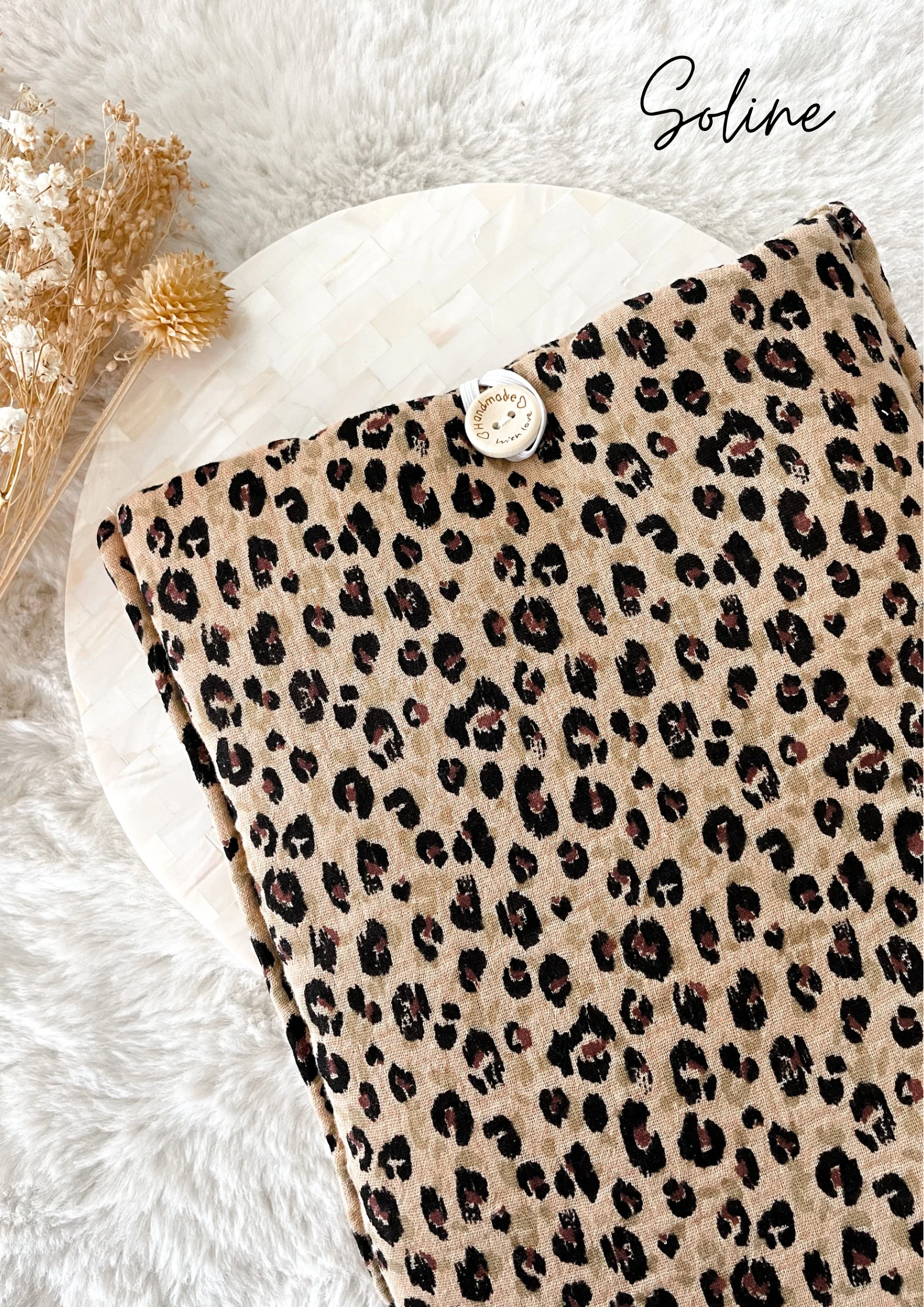 Große Buch- oder Tablet-Tasche