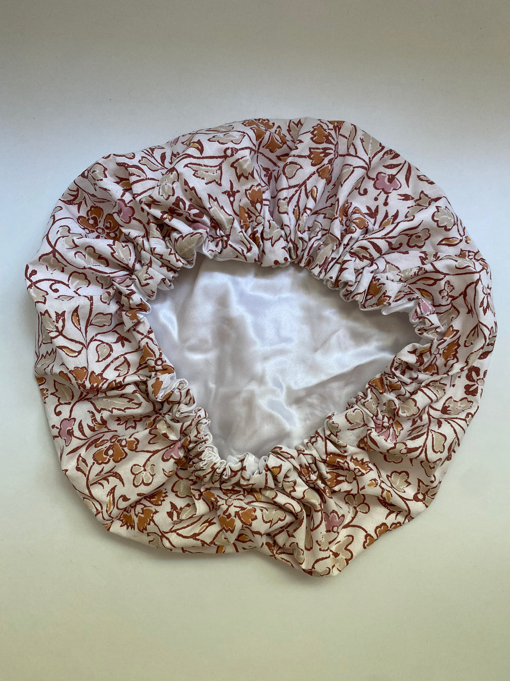 Imparfait : Les bonnets de soin en SOIE
