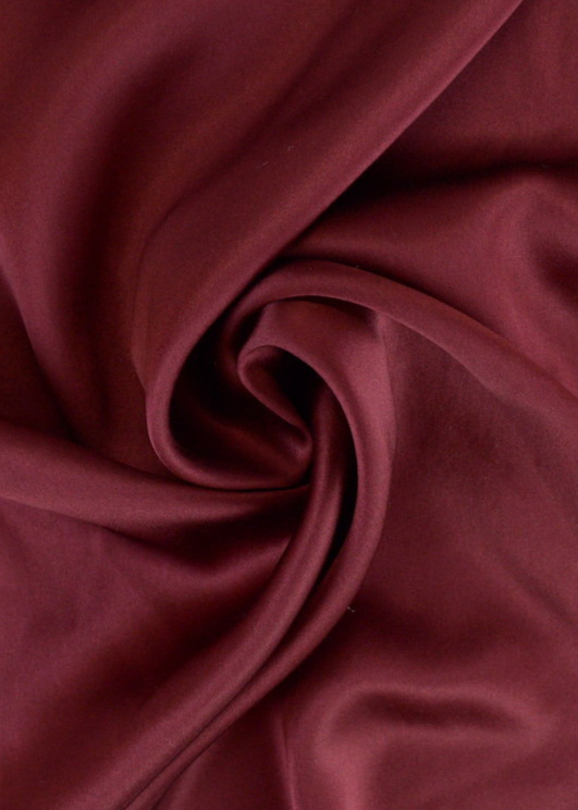 Tissu satin de soie bordeaux