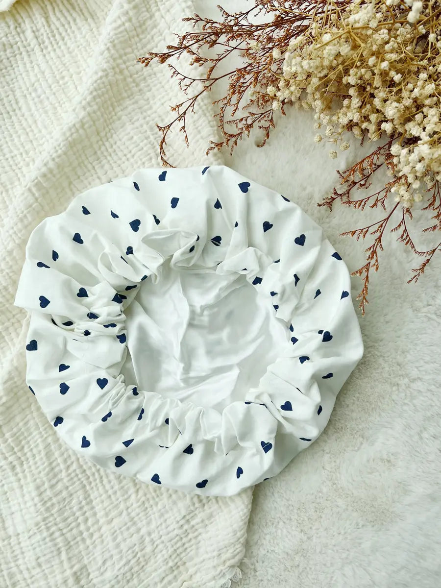 Bonnet de soin en soie - Coeurs bleus