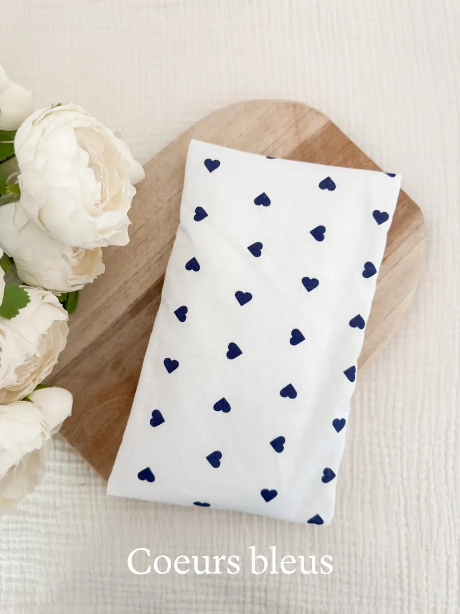 Bouillotte sèche aux grains de riz déhoussable - Cœurs bleus