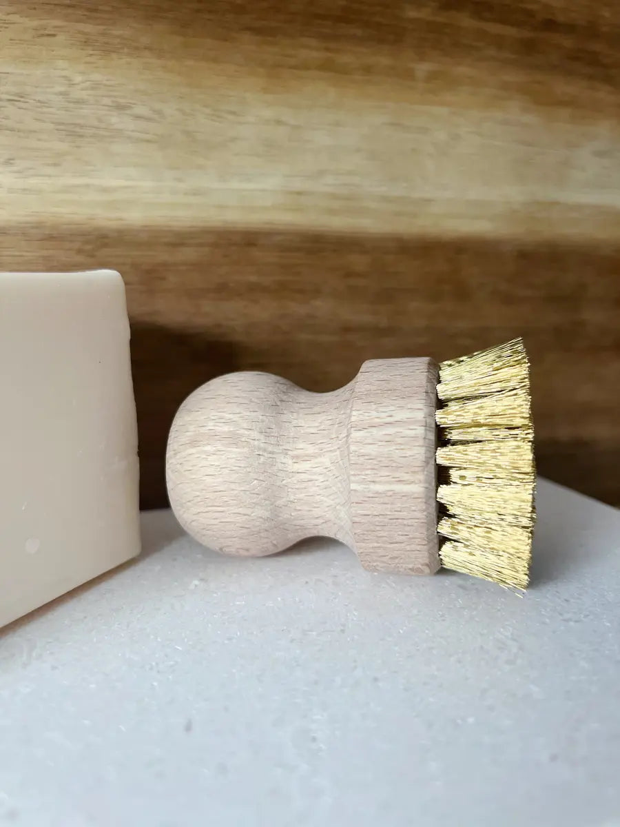 Brosse casserole - En laiton