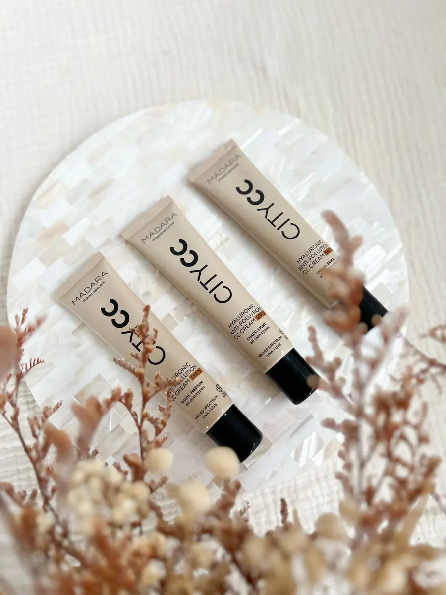 CITY CC Hyaluronic CC crème anti-pollution SPF 15 - Madara - 1