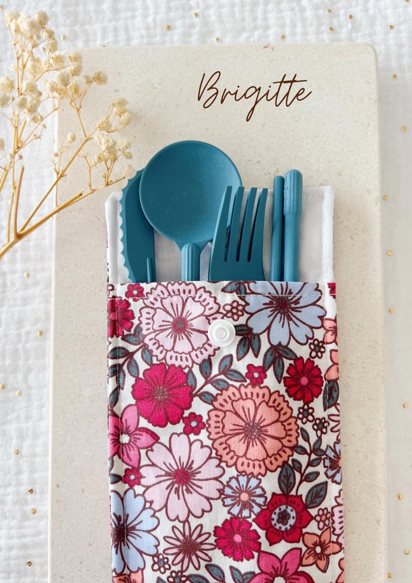 Etui imperméable pour brosse à dent et dentifrice / pochette à couvert - Brigitte