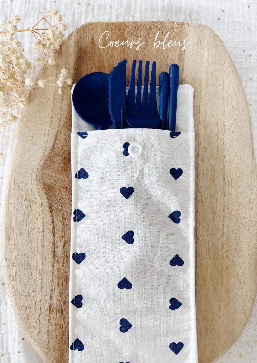 Etui imperméable pour brosse à dent et dentifrice / pochette à couvert - Coeurs bleus