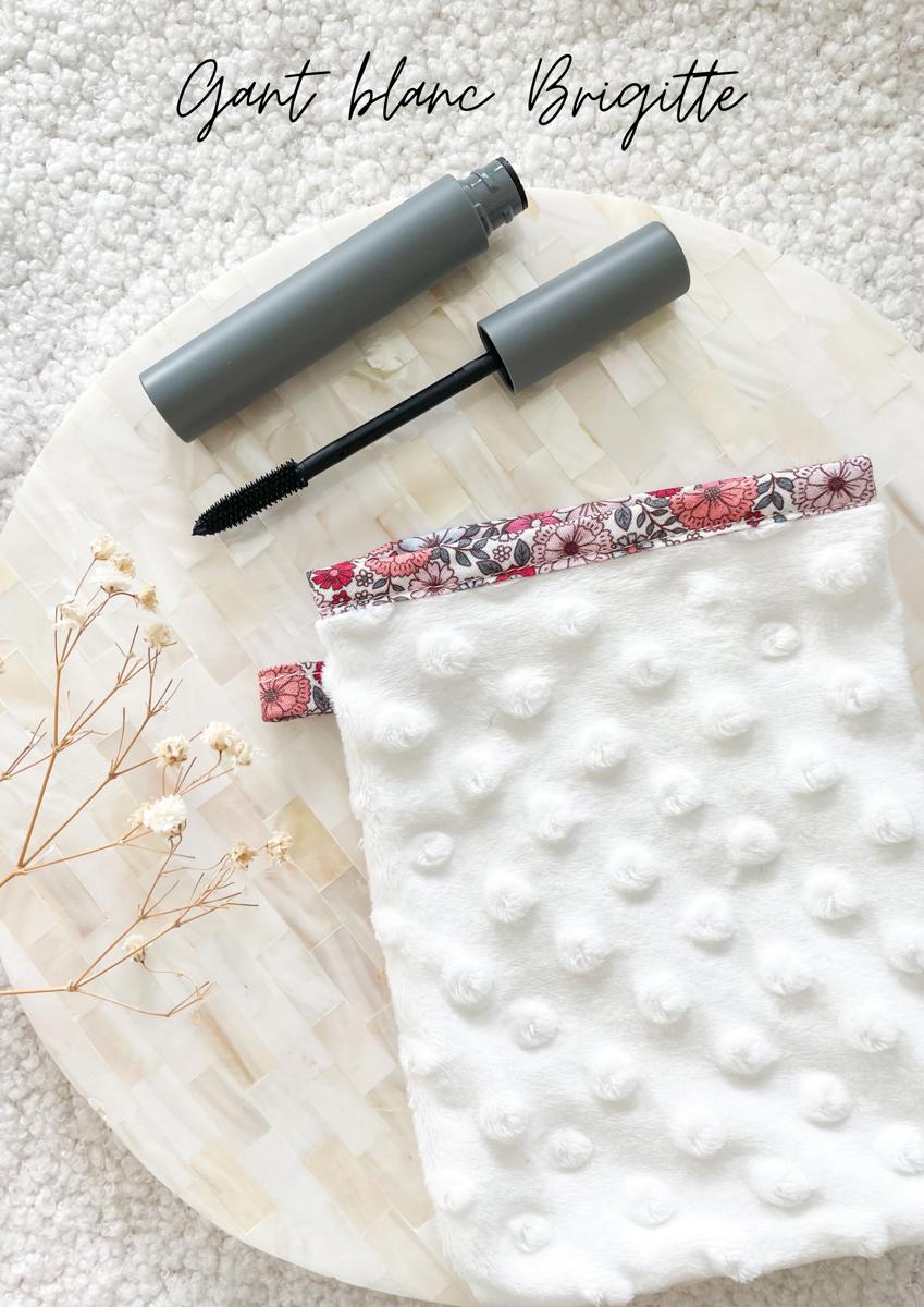 Gant démaquillant (démaquille avec de l’eau uniquement) - Gant blanc Brigitte