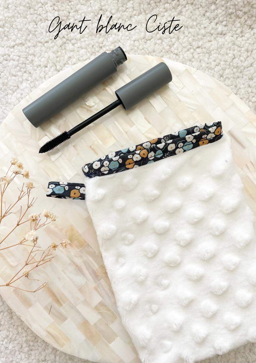 Gant démaquillant (démaquille avec de l’eau uniquement) - Gant blanc Ciste