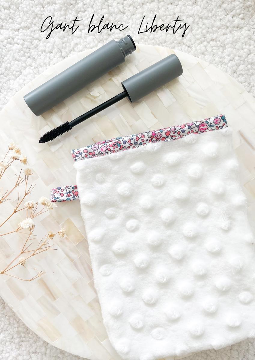 Gant démaquillant (démaquille avec de l’eau uniquement) - Gant blanc Liberty