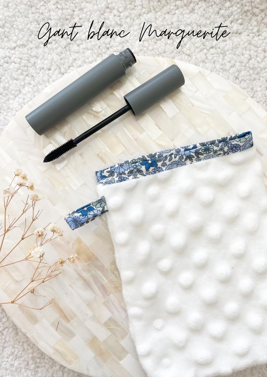 Gant démaquillant (démaquille avec de l’eau uniquement) - Gant blanc Marguerite