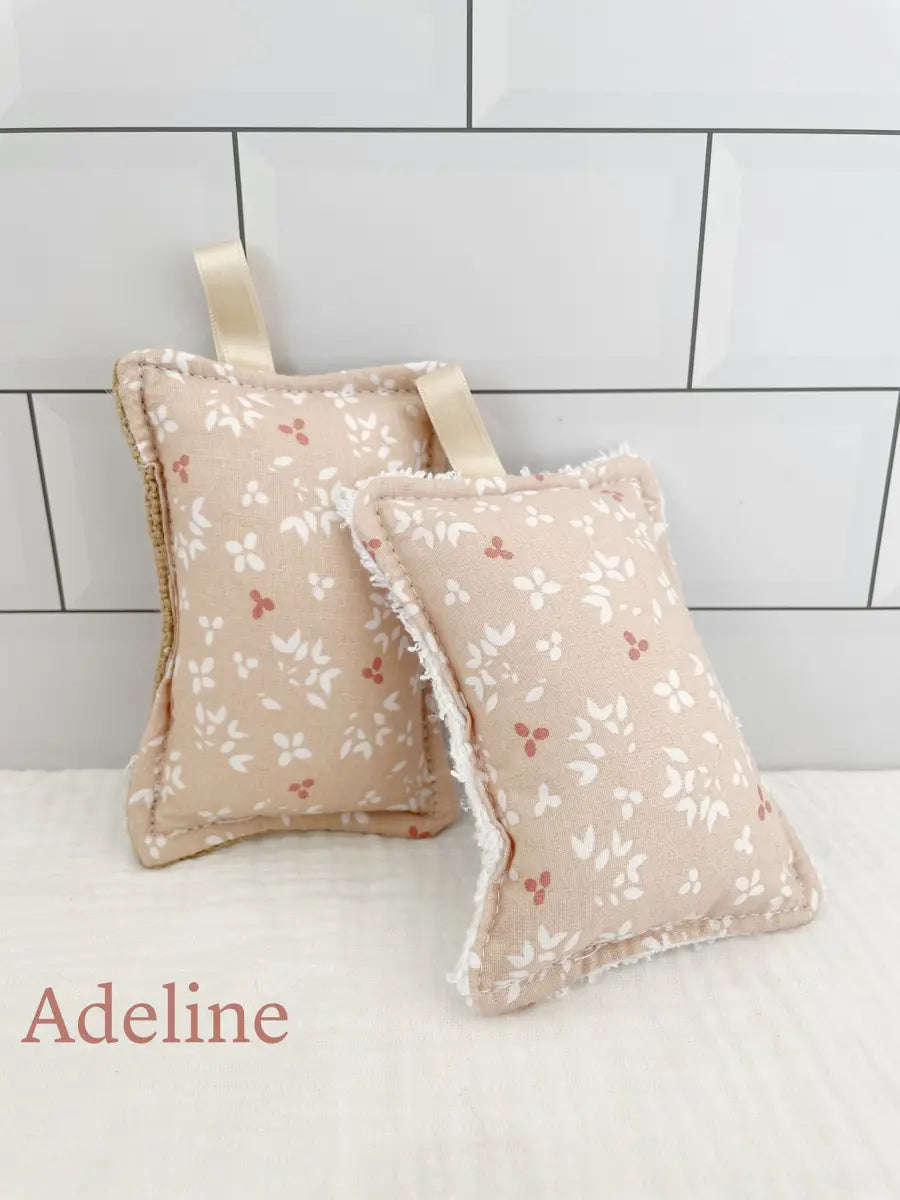 Le duo d'éponges - Adeline