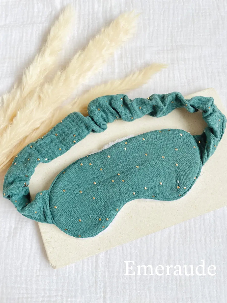 Masque de nuit avec finitions « froufrous » - Emeraude