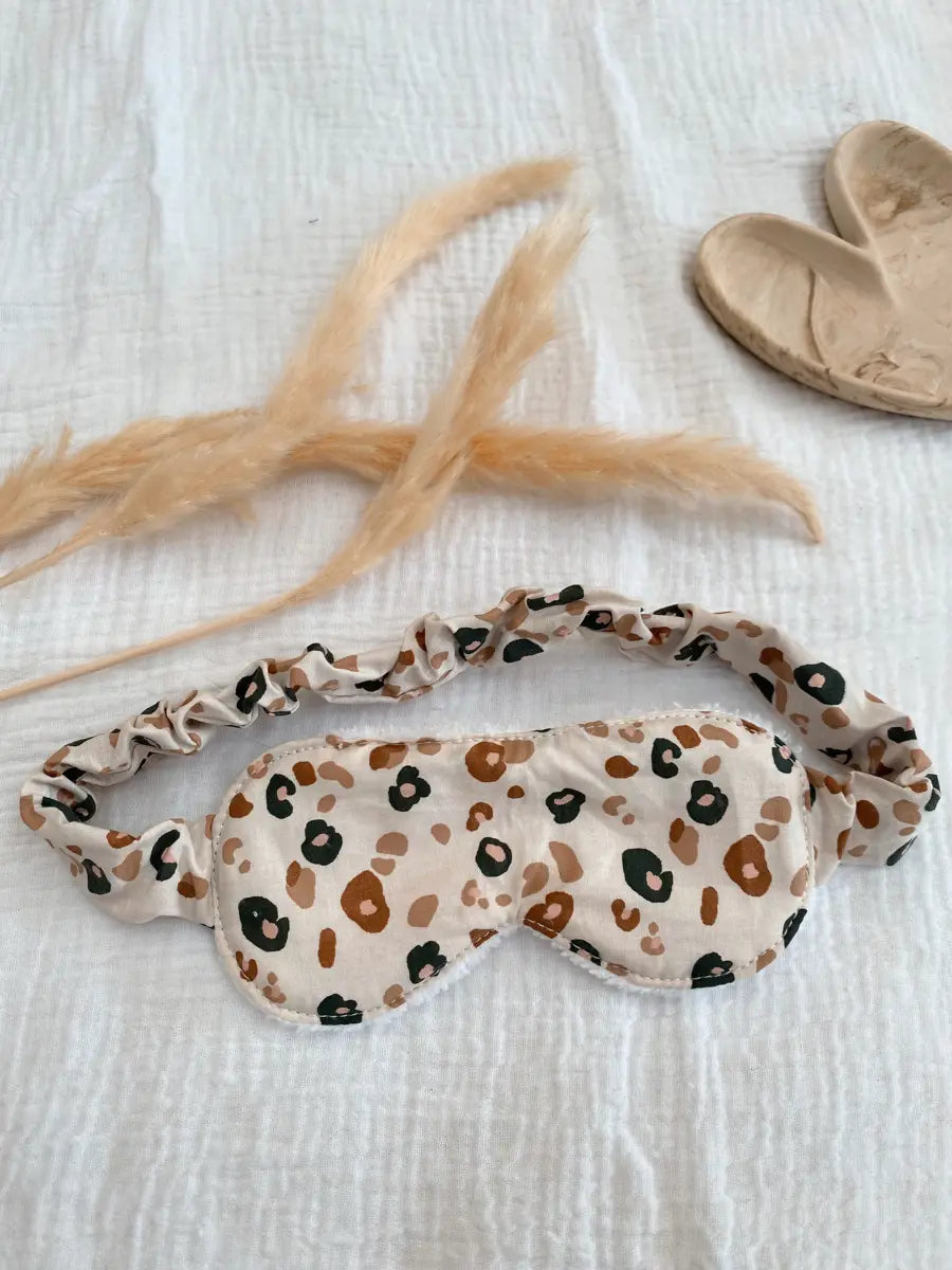Masque de nuit avec finitions « froufrous » - Tiger