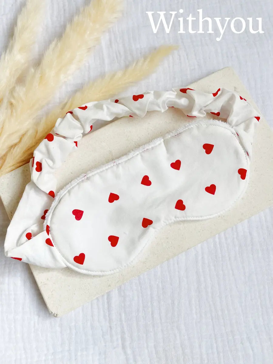 Masque de nuit avec finitions « froufrous » - With you