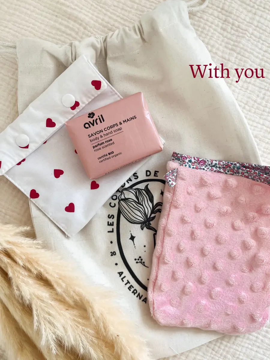 Petit coffret beauté - With you (savon rose)