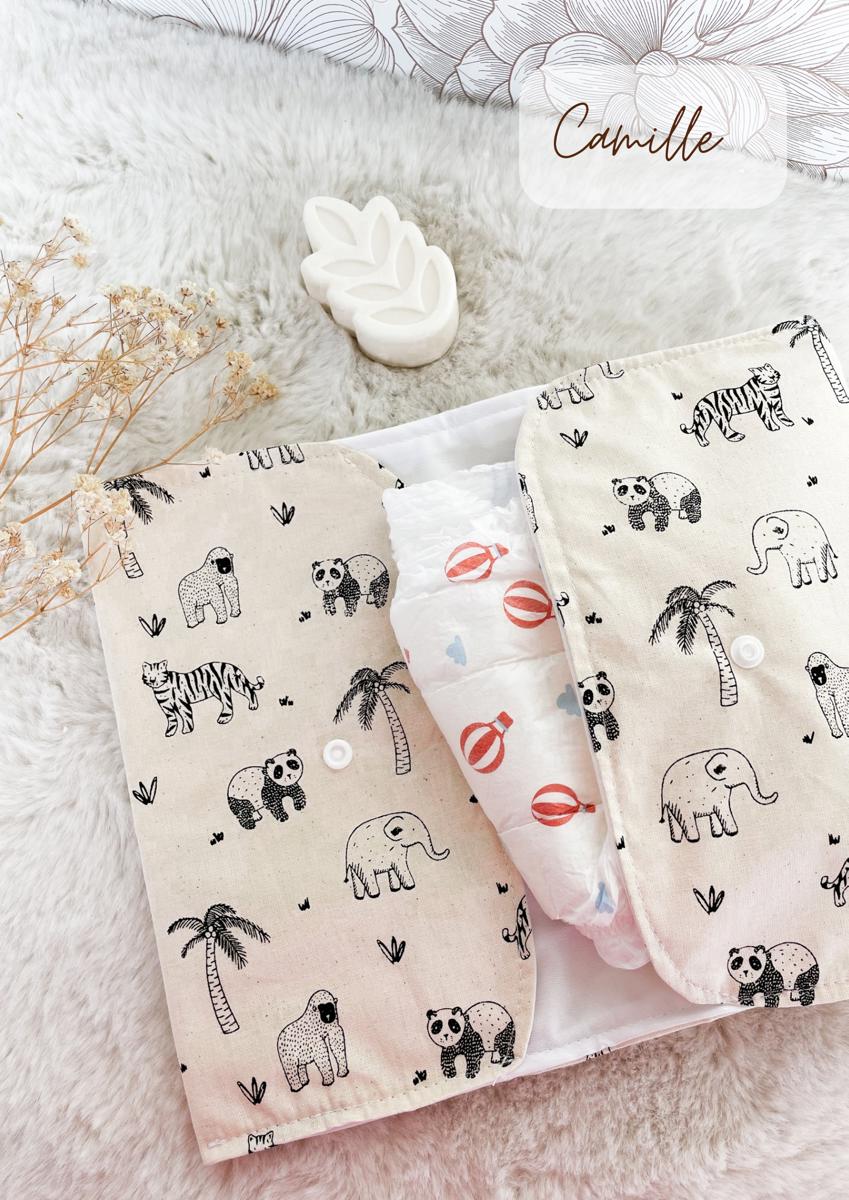 Pochette à couches et lingettes nomade - Camille