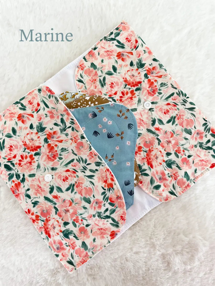 Pochette à culottes menstruelles/serviettes hygiéniques lavables - Marine