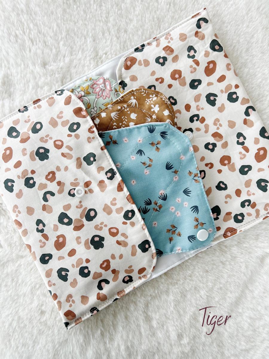 Pochette à culottes menstruelles/serviettes hygiéniques lavables - Tiger