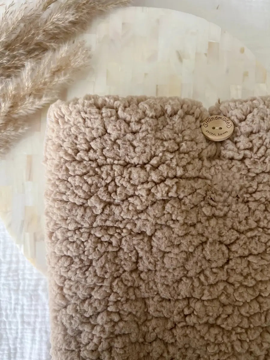 Pochette à livre/ liseuse moumoute - Moumoute marron