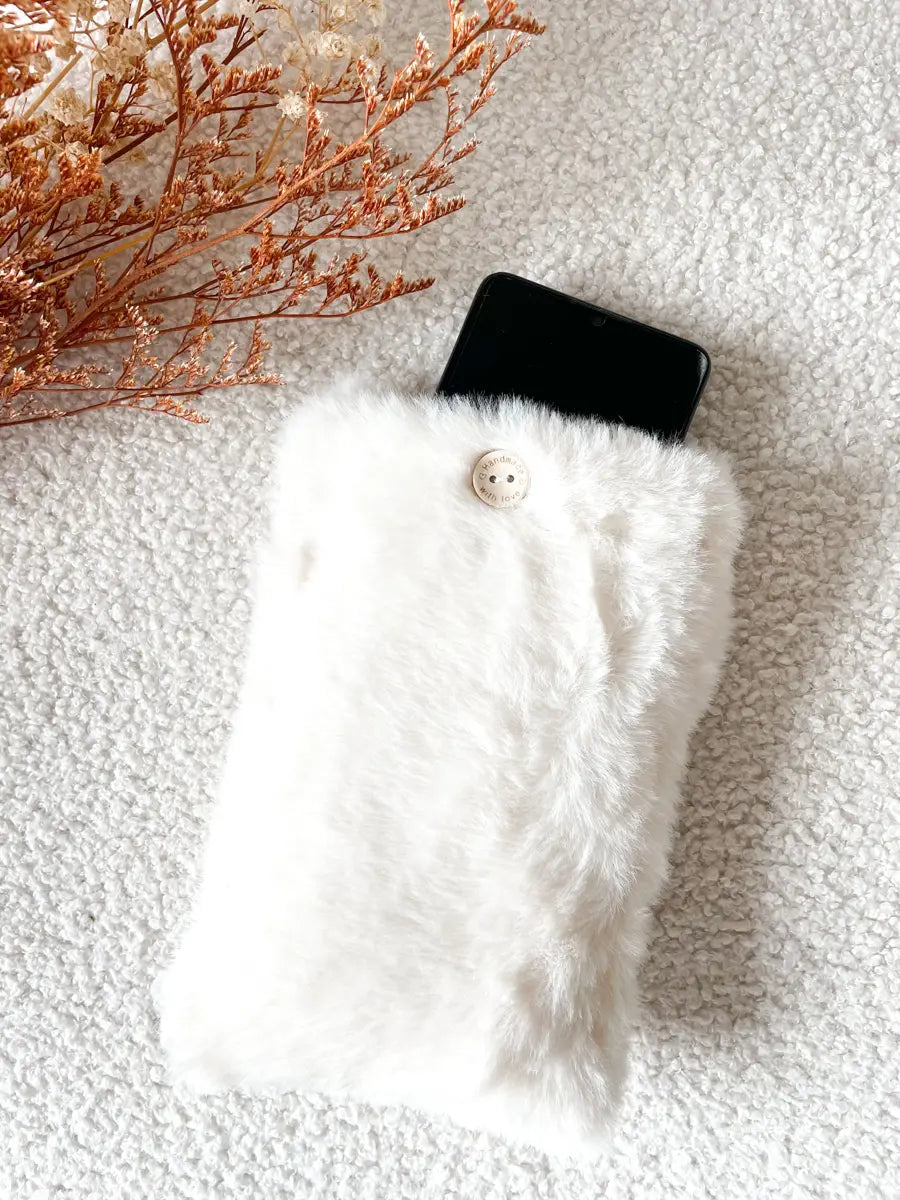 Pochette moumoute pour téléphone portable (max 8.5 cm de largeur) - Lapin