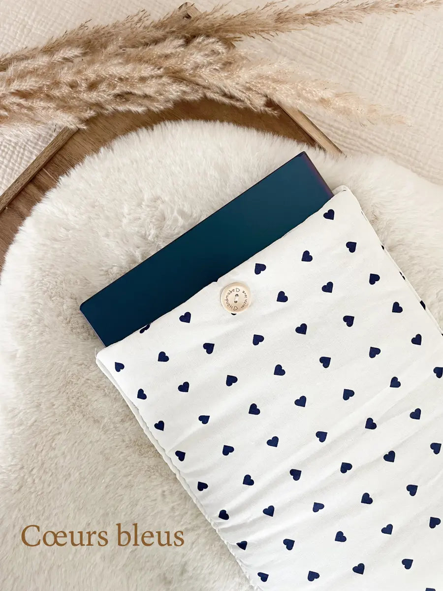 Pochette pour ordinateurs (max 15'6 pouces) - Cœurs bleus