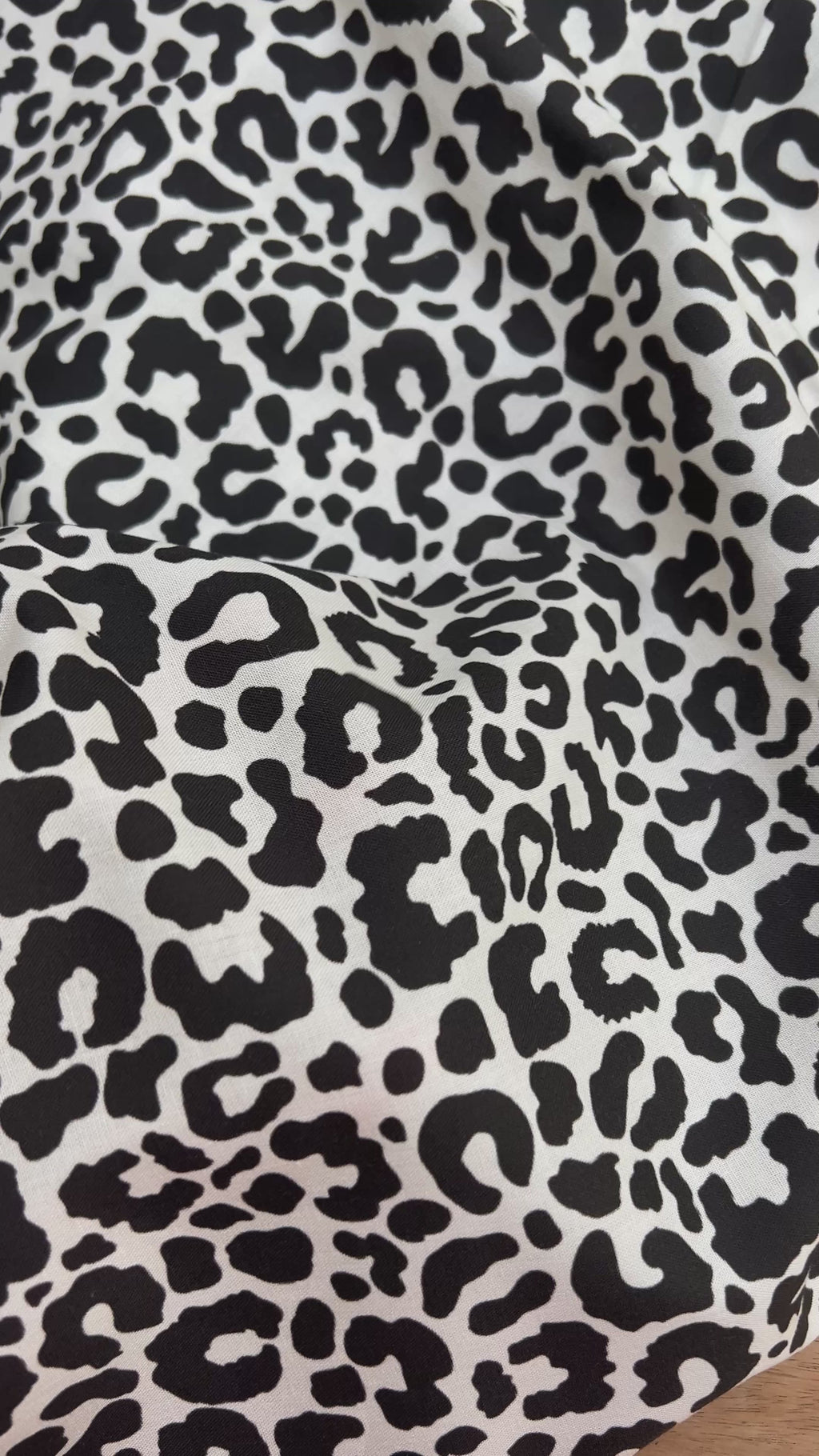 Baumwolle mit Panther-Print