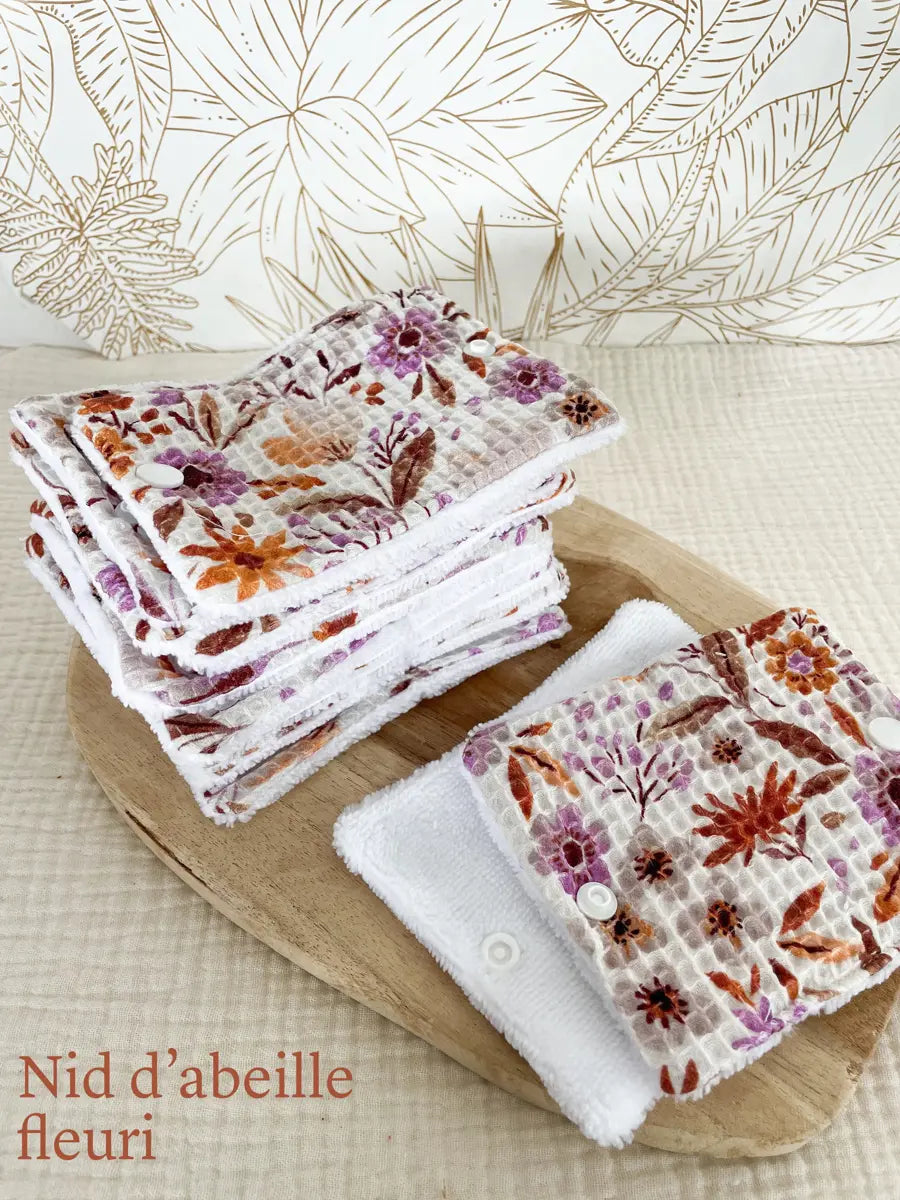 Rouleau de papier toilette lavable avec pressions (15 feuilles) - Nid d’abeille fleuri
