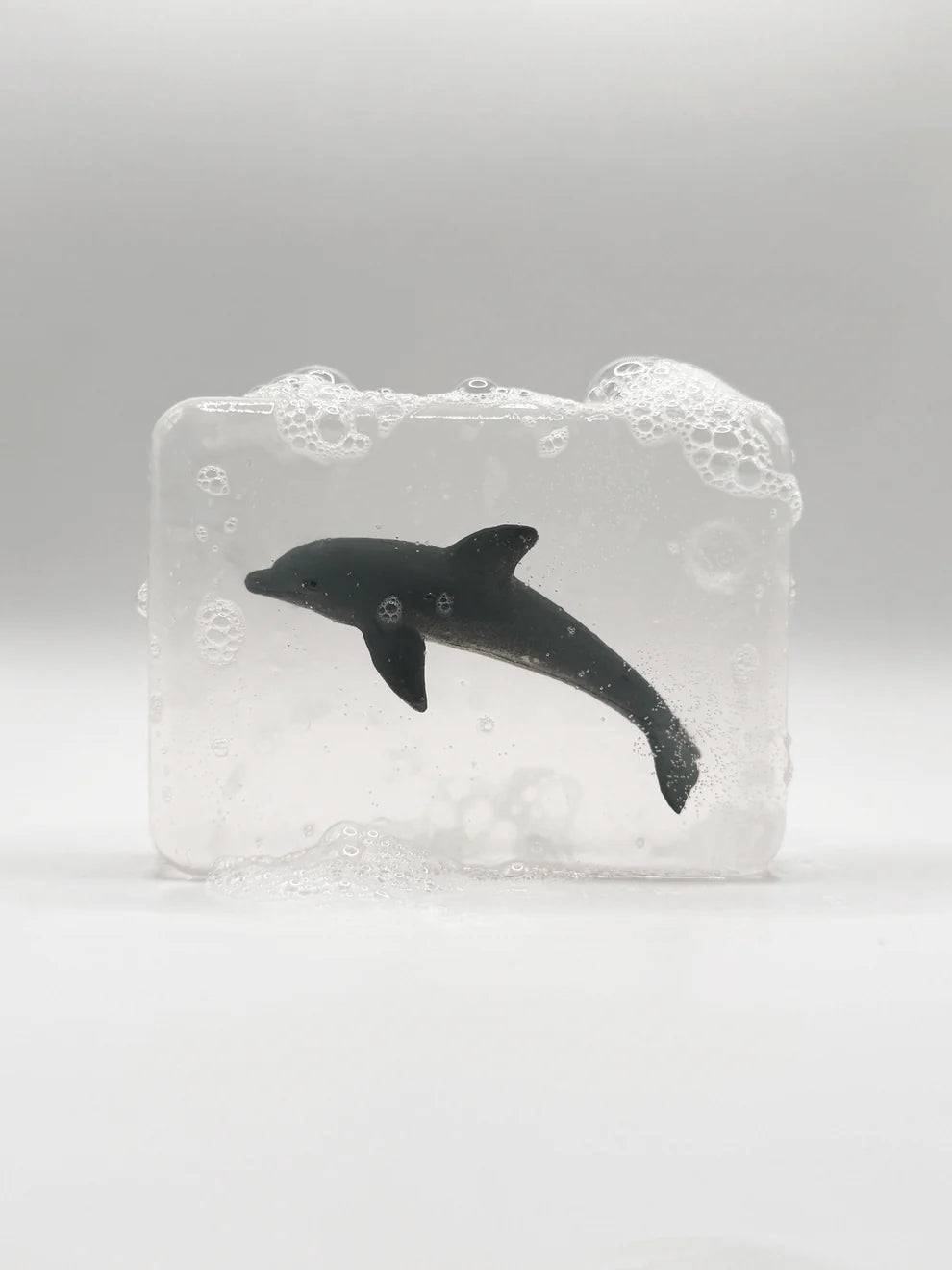 Savon avec figurines au choix (animaux, dinosaures, ...) - Dauphin