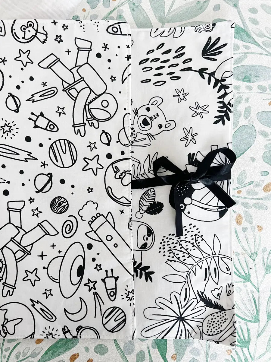 Set de table à colorier lavable (et ses feutres) - Toucans et astronautes