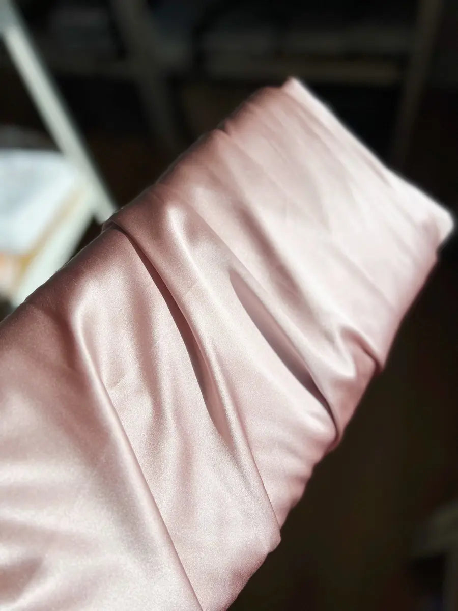 Tissu satin de soie lila - 2
