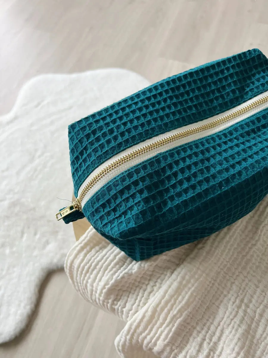 Trousse de toilette nid d'abeille (intérieur imperméable) - Nid d'abeille bleu paon