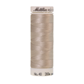 Bobine de fil gris